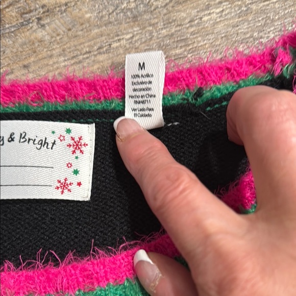 Festive Flamingo Sweater with Pink and Black Accents - Picture 3 of 6